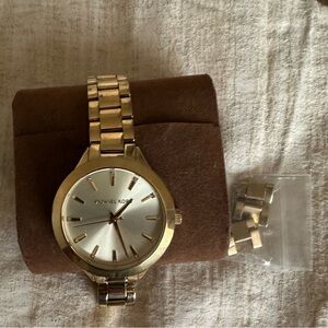 Michael Kors pre-loved watch- NEEDS A NEW BATTERY